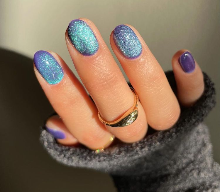 blue velvet nails